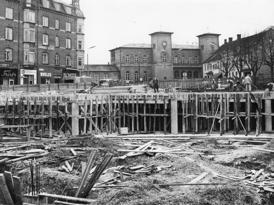 Opførelse af Hestetorvet, foråret 1962. Foto: Henrik Clausen